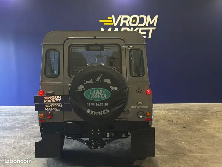 Land Rover Defender 2007 photo 4