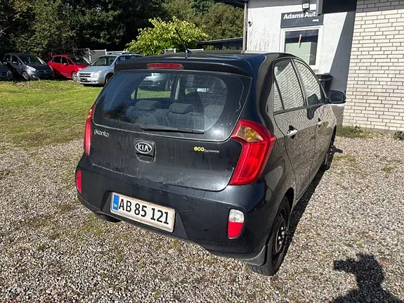 Kia Picanto 2013 photo 2