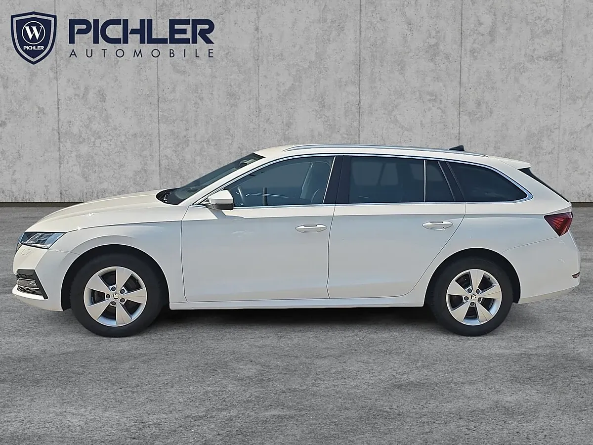 Skoda Octavia 2023 photo 3