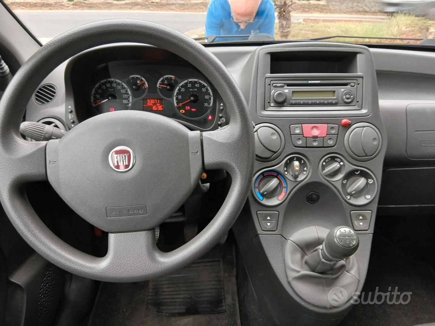 Fiat Panda 2011 photo 4