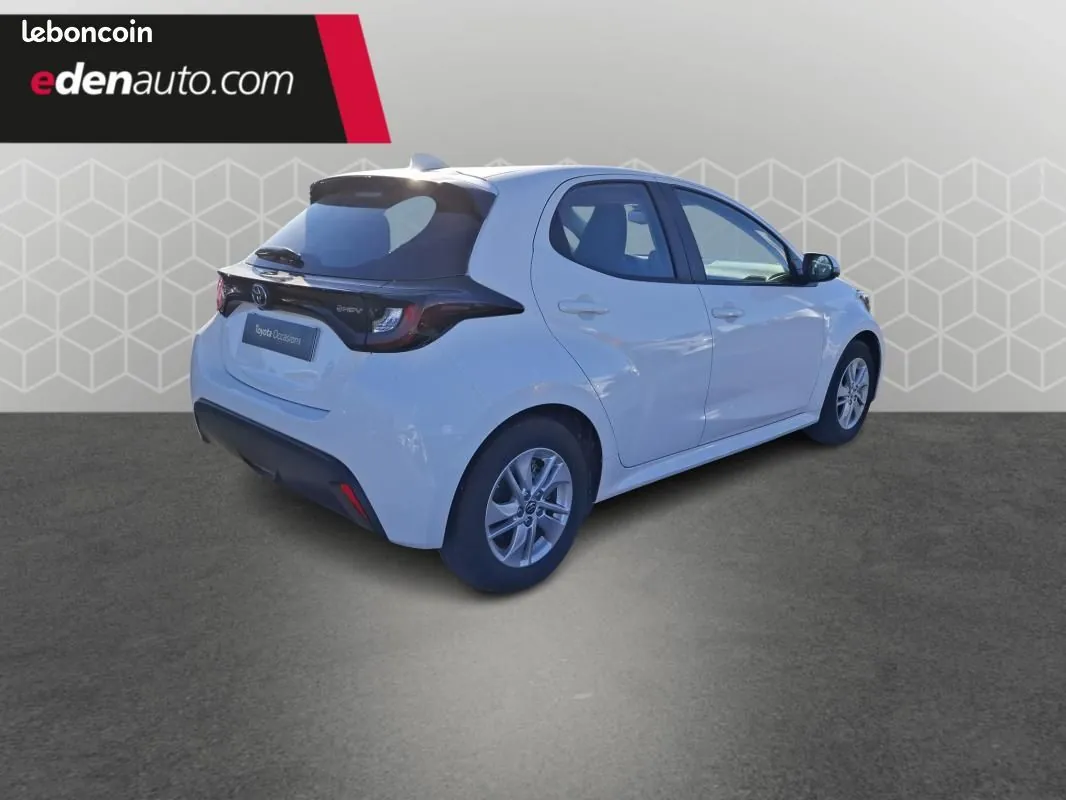 Toyota Yaris 2025 photo 3