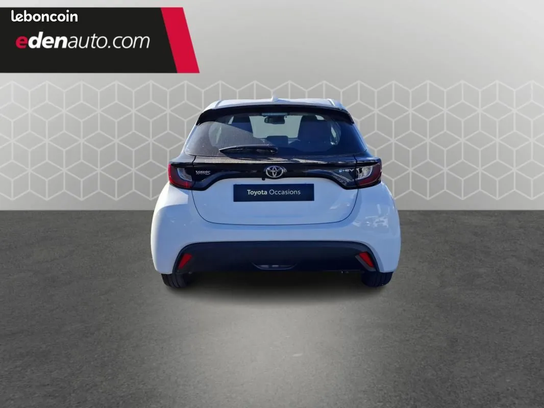 Toyota Yaris 2025 photo 4