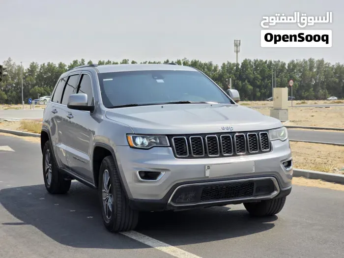 Jeep Grand Cherokee 2020 photo 2