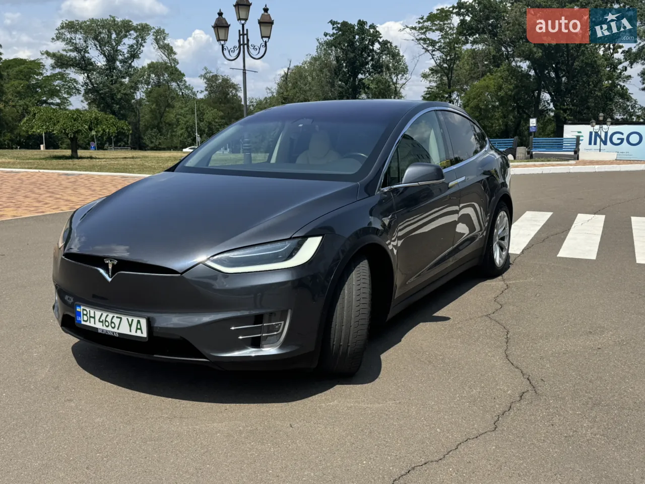 Tesla Model X