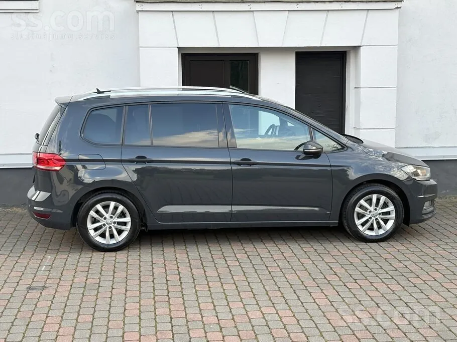 Volkswagen Touran 2016 photo 5