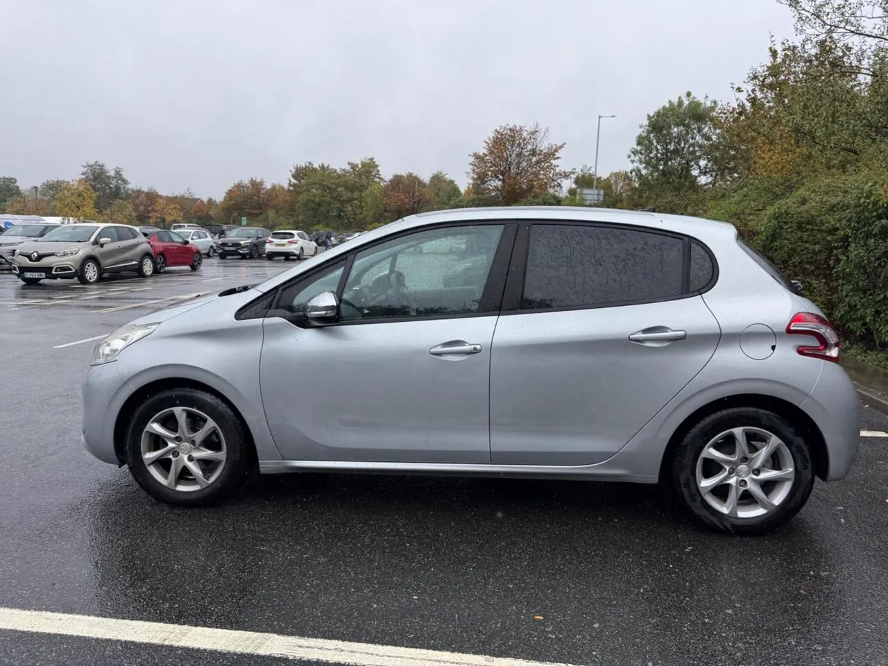 Peugeot 208 2014 photo 5