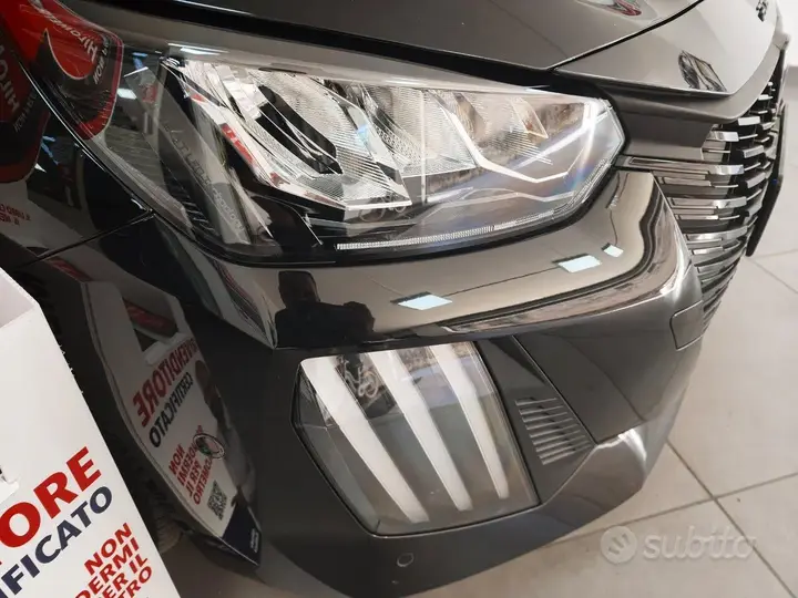 Peugeot 208 2024 photo 4
