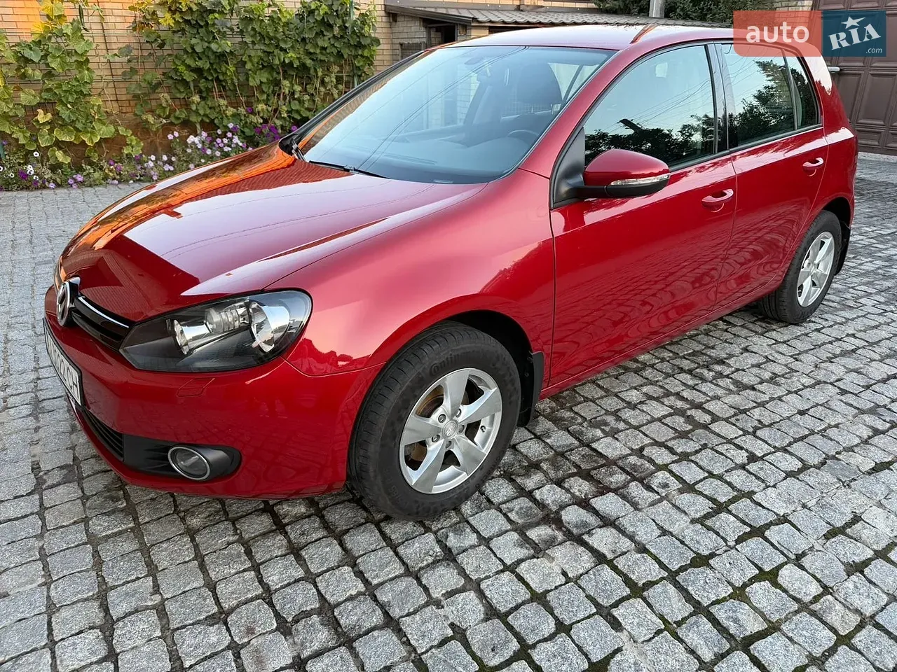 Volkswagen Golf 2010 photo 2