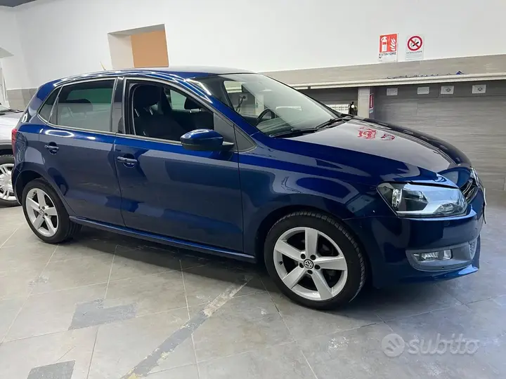 Volkswagen Polo 2012 photo 3