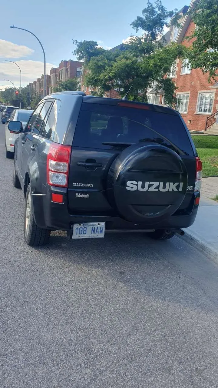Suzuki Grand Vitara 2010 photo 3