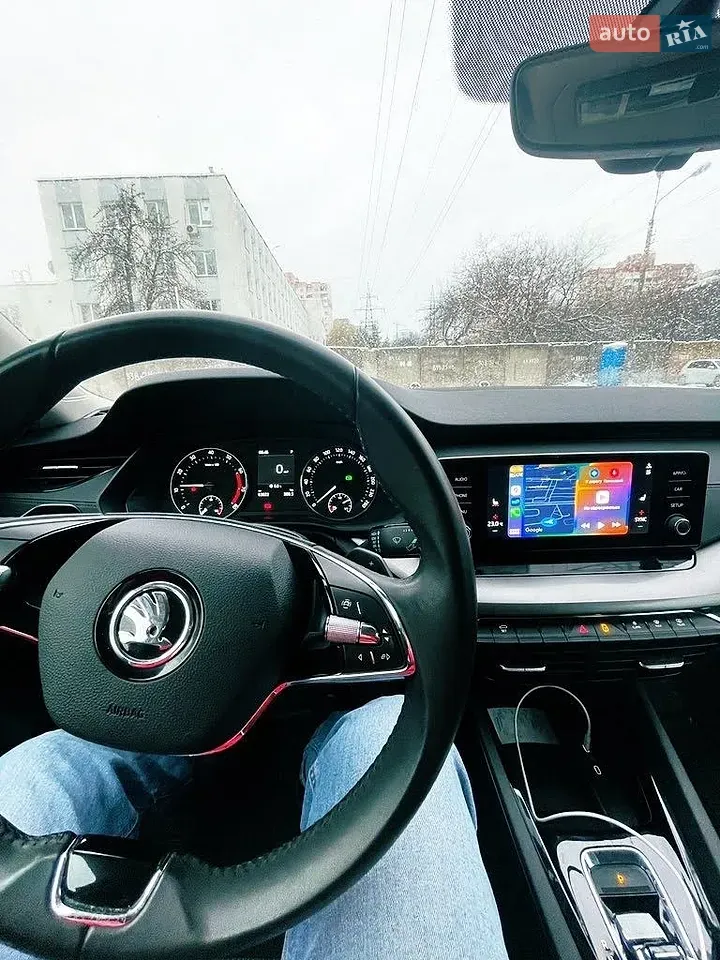 Skoda Octavia 2021 photo 3