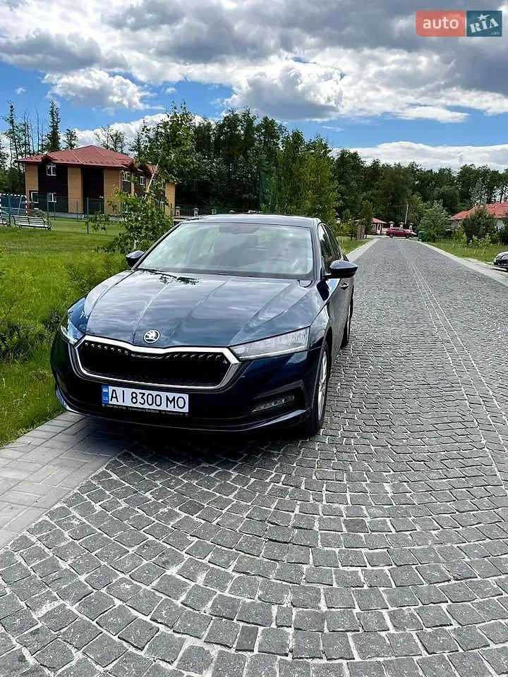 Skoda Octavia 2021 photo 2