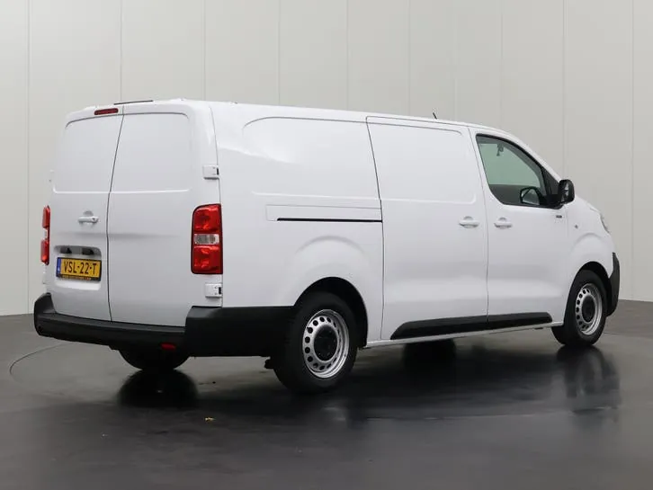 Opel Vivaro 2022 photo 2