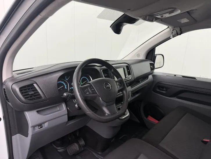 Opel Vivaro 2022 photo 3