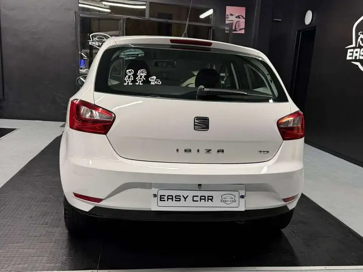 Seat Ibiza 2015 photo 3