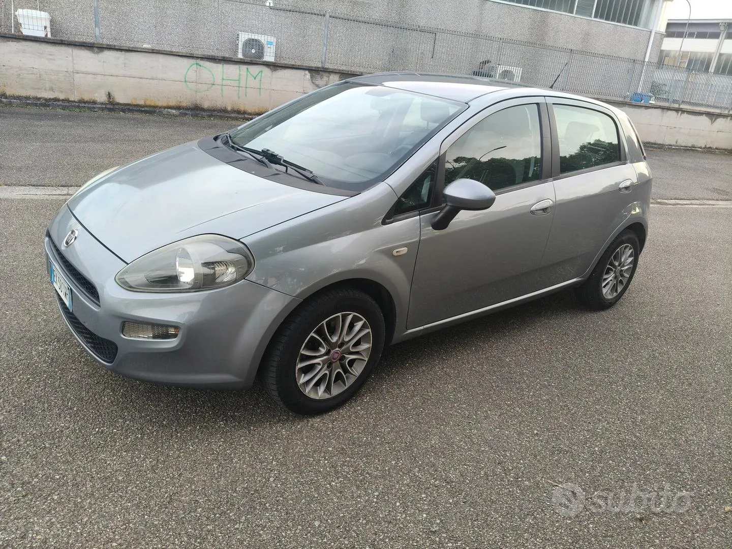 Fiat Punto Evo 2012 photo 2