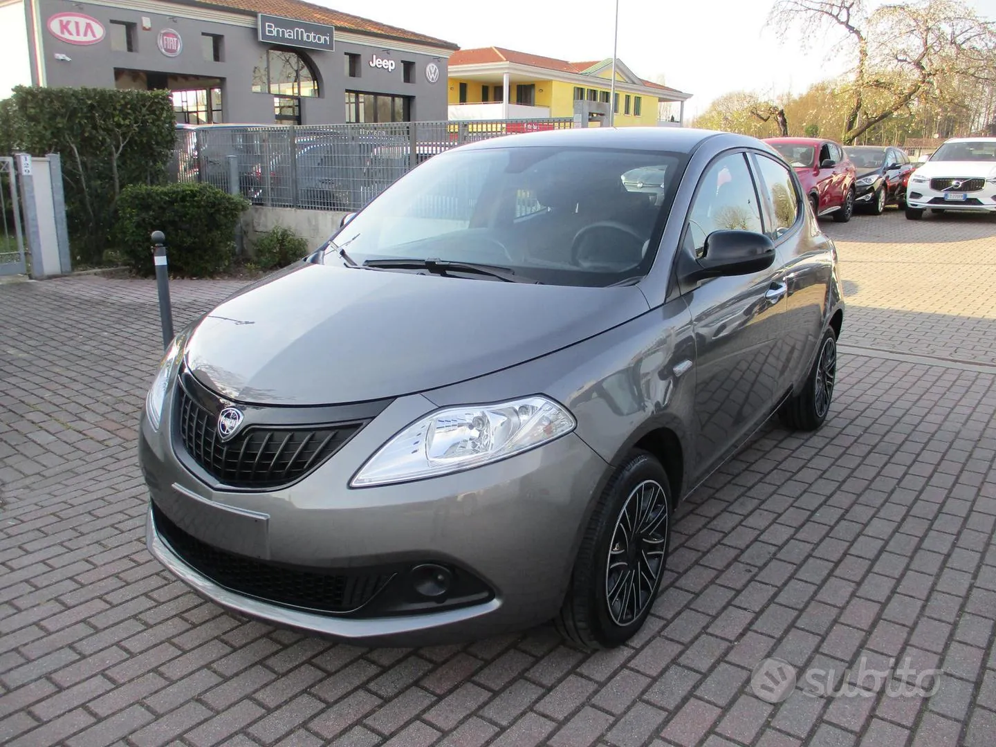 Lancia Ypsilon 2023 photo 2