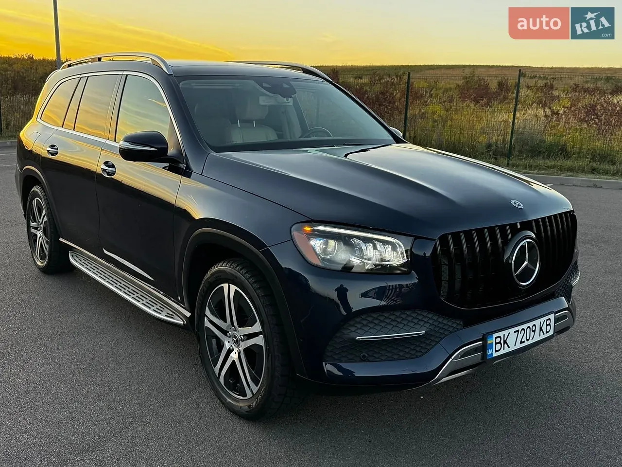 Mercedes-Benz Gls-Class 2020 photo 2