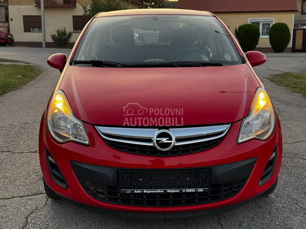 Opel Corsa D 2012 photo 4