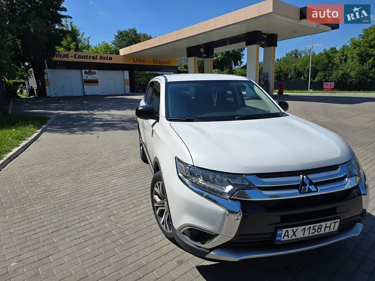 Mitsubishi Outlander 2018 photo 4