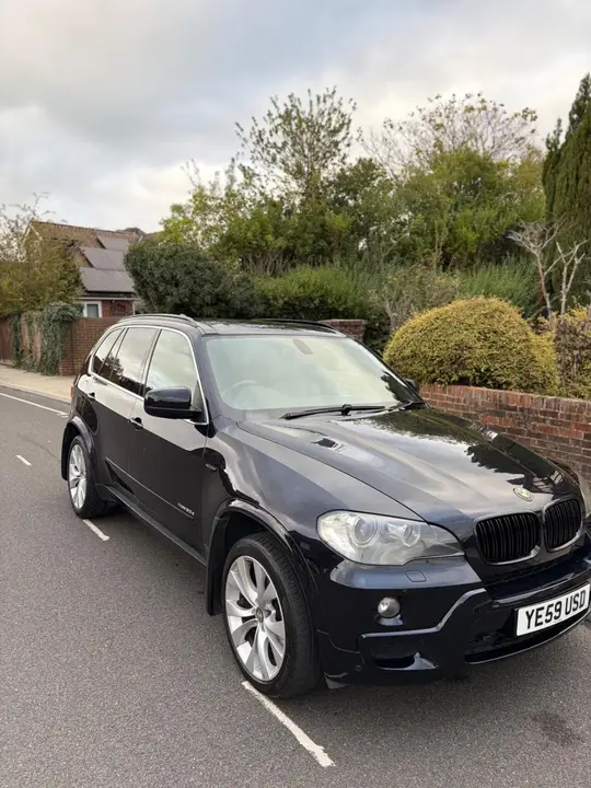 BMW X5 2009 photo 2