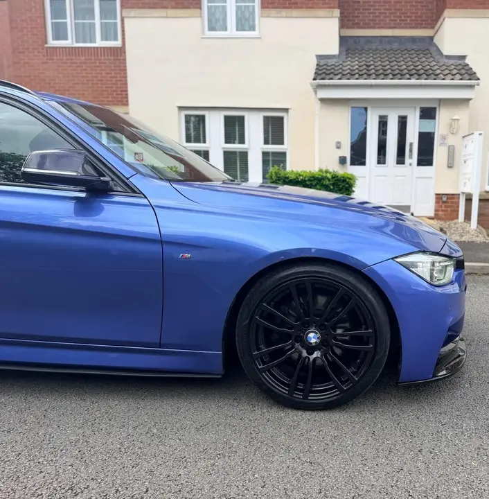 BMW 3 Series 2016 photo 4