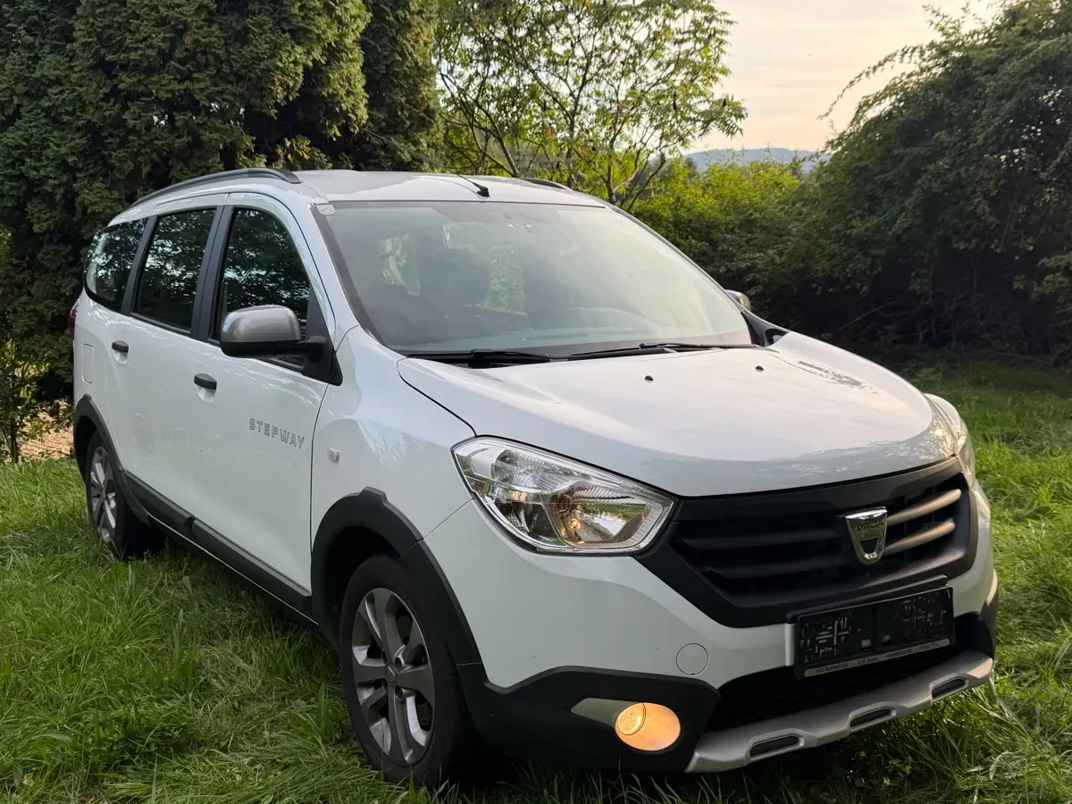 Dacia Lodgy