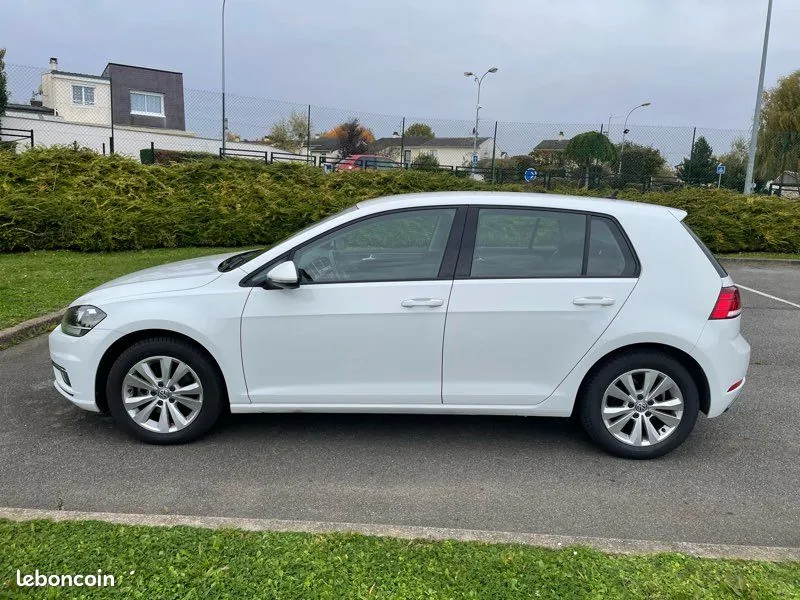 Volkswagen Golf 2018 photo 3