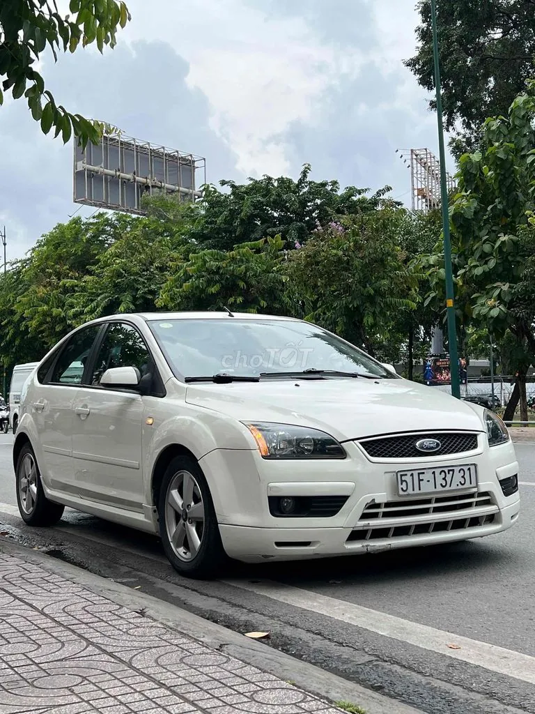 Ford Focus 2006 photo 2