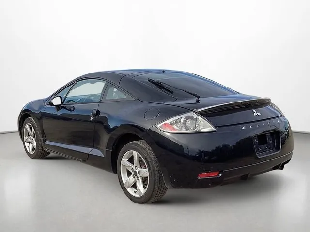 Mitsubishi Eclipse 2008 photo 4