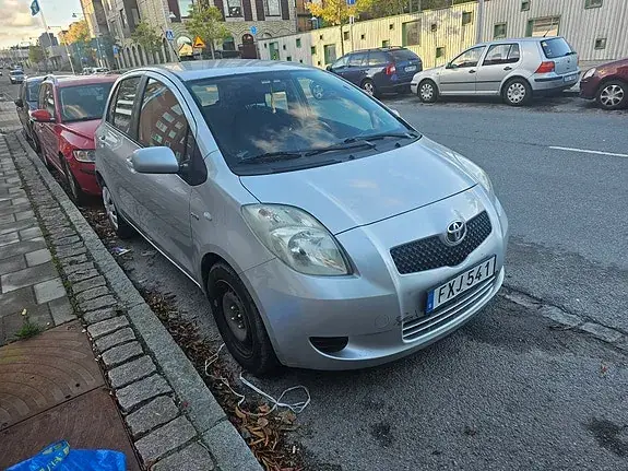 Toyota Yaris 2007 photo 2