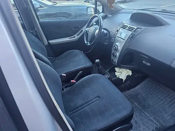 Toyota Yaris 2007 photo 5