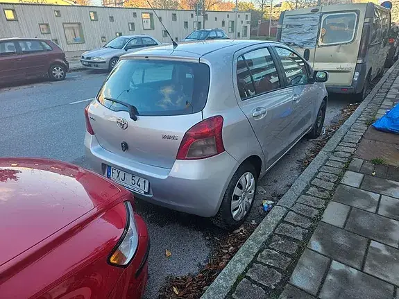 Toyota Yaris 2007 photo 4