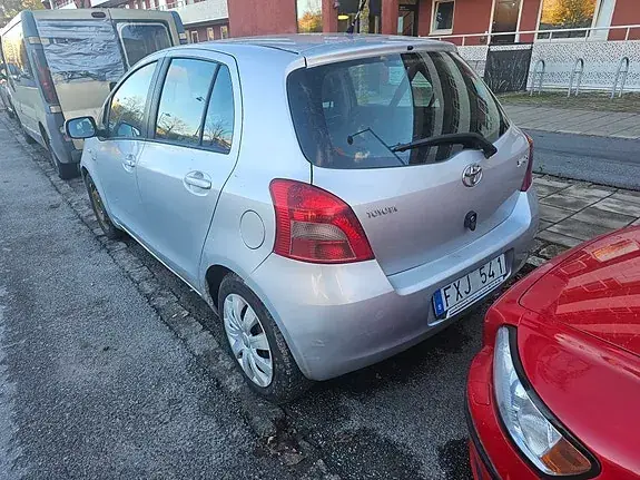Toyota Yaris 2007 photo 3