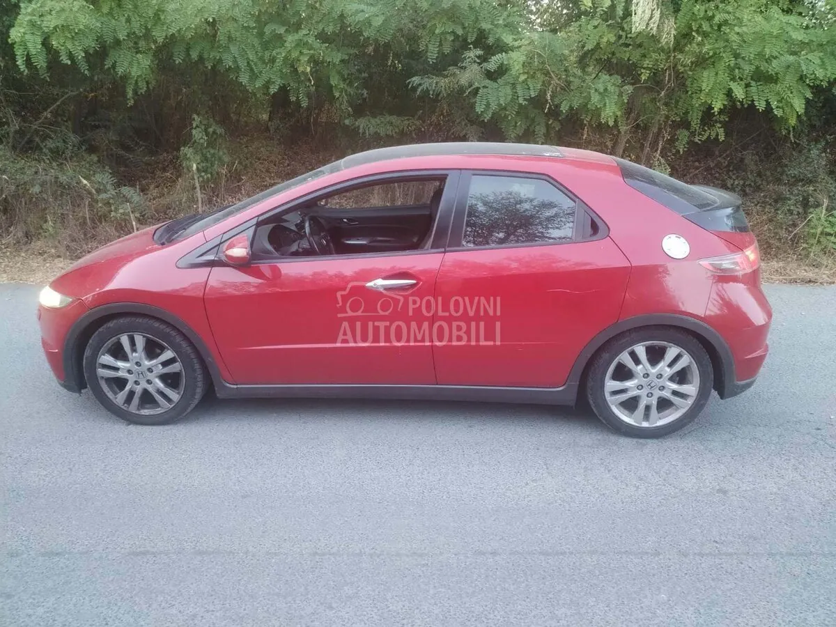 Honda Civic 2010 photo 4