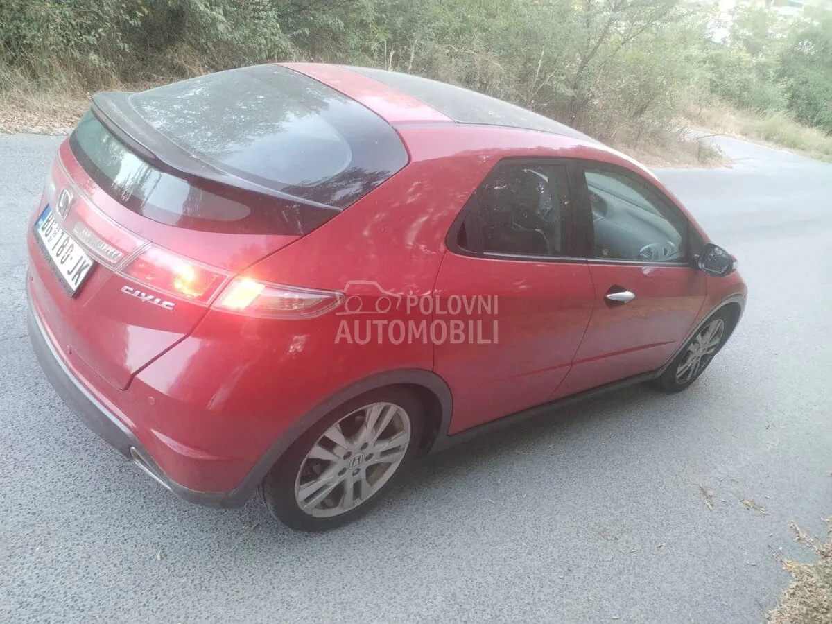 Honda Civic 2010 photo 5
