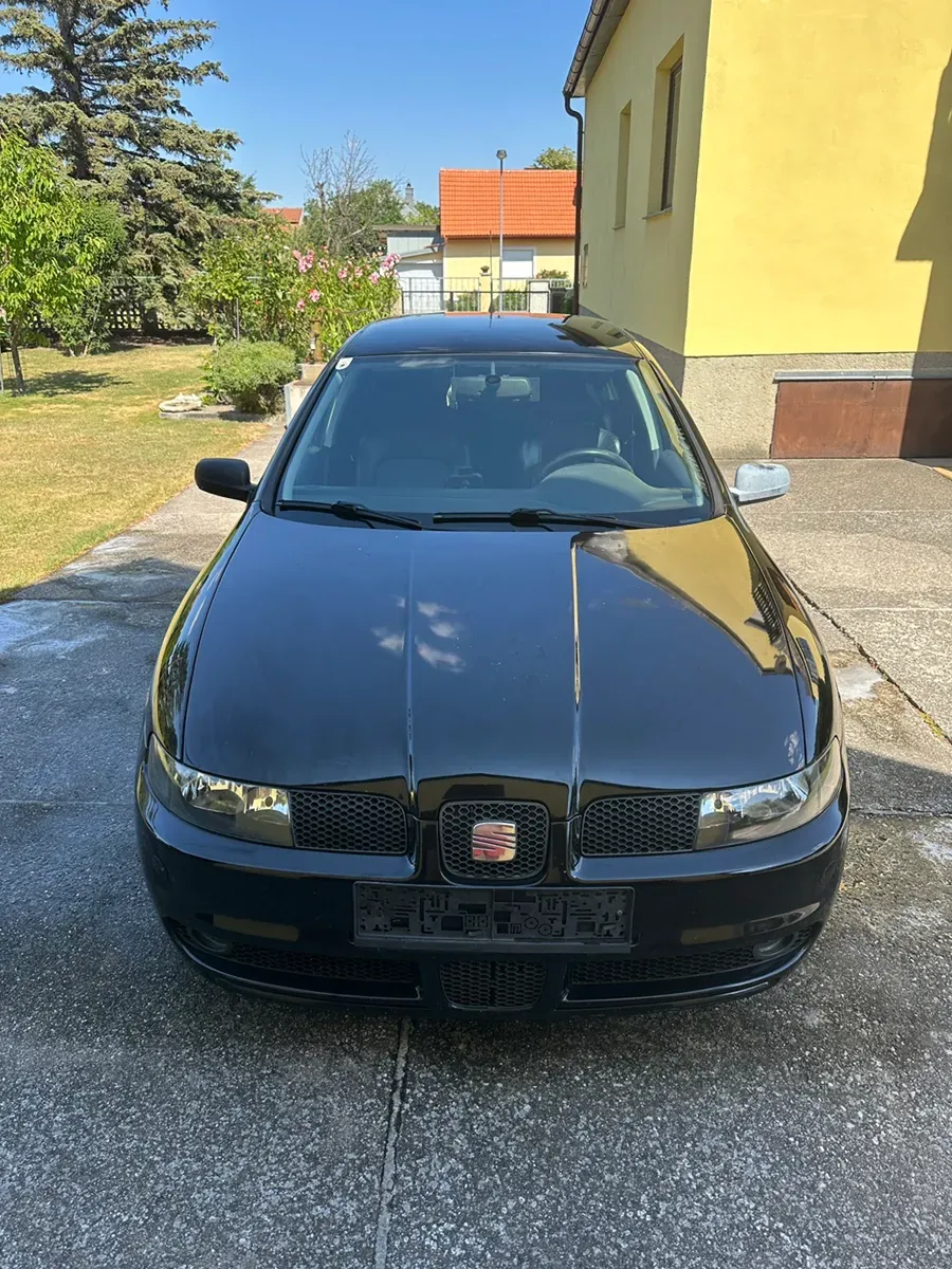 Seat Leon 2002 photo 3