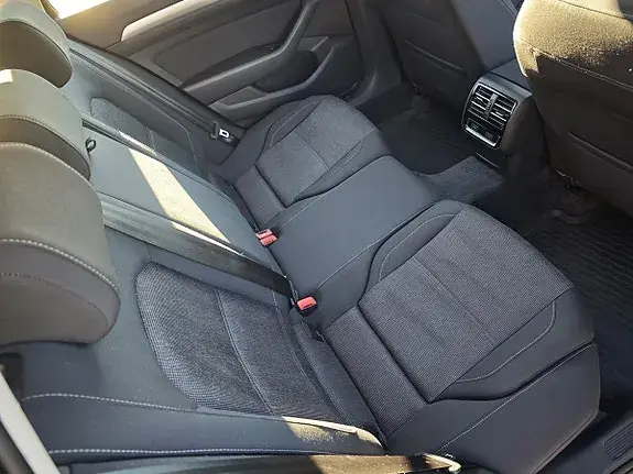 Volkswagen Passat 2018 photo 4