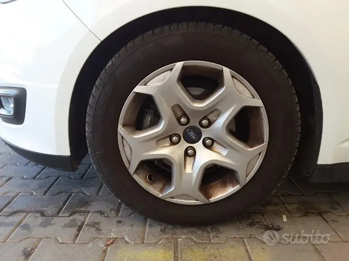 Ford C-Max 2017 photo 4