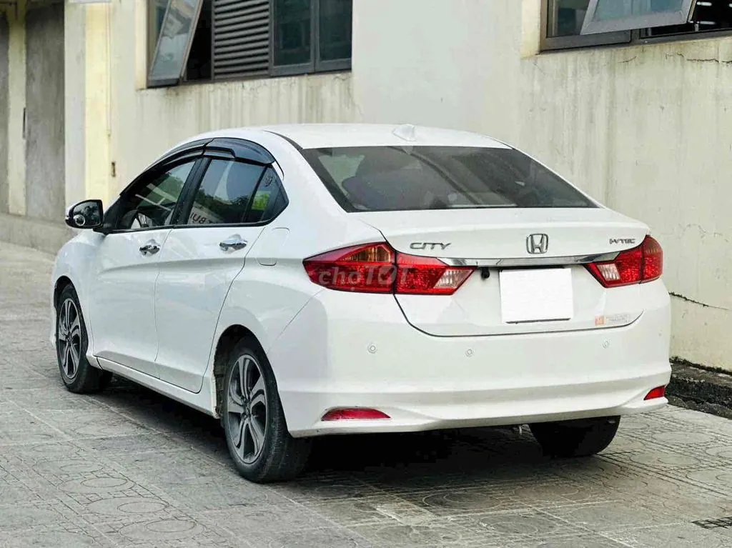 Honda City 2015 photo 3