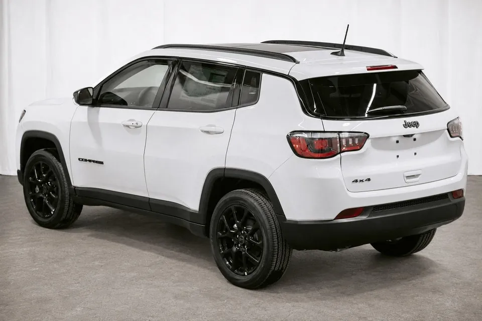 Jeep Compass 2026 photo 4
