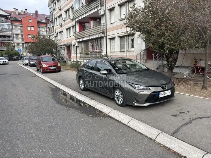 Toyota Corolla 2022 photo 2
