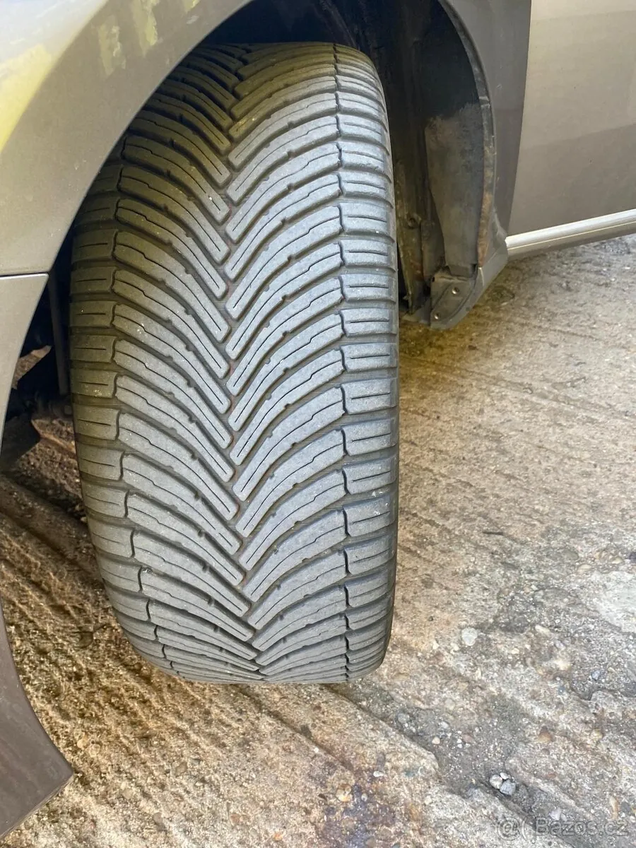 Volkswagen Passat 2011 photo 5