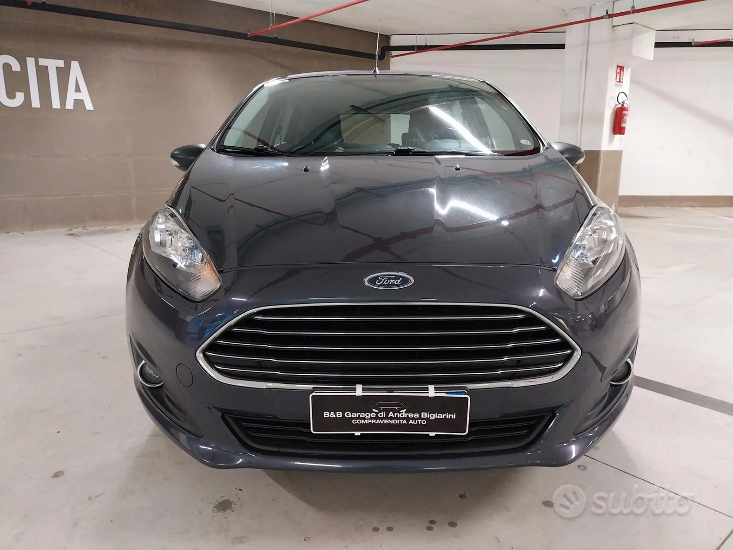 Ford Fiesta 2013 photo 2