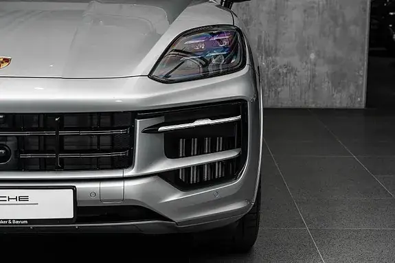 Porsche Cayenne 2025 photo 2