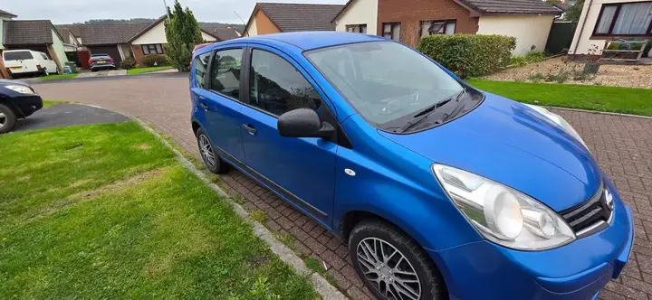 Nissan Note 2009 photo 3