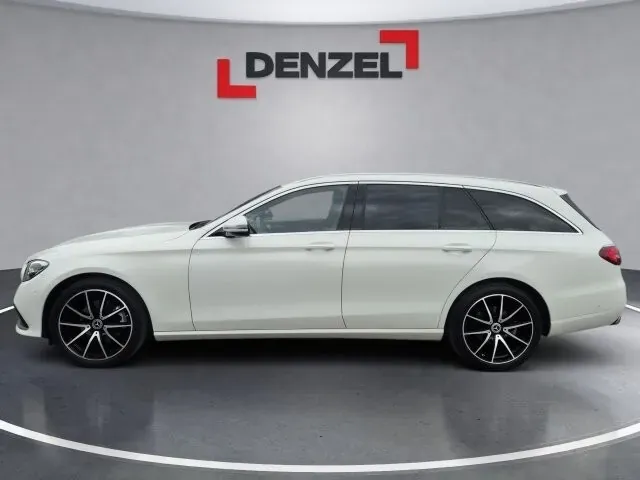 Mercedes-Benz E-Class 2021 photo 2