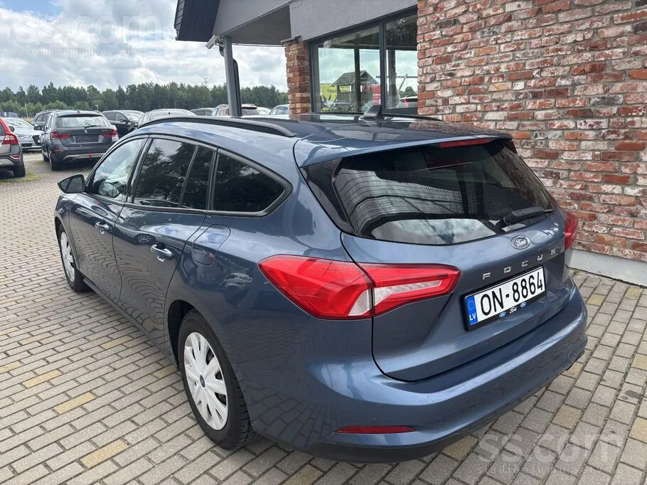 Ford Focus 2019 photo 2