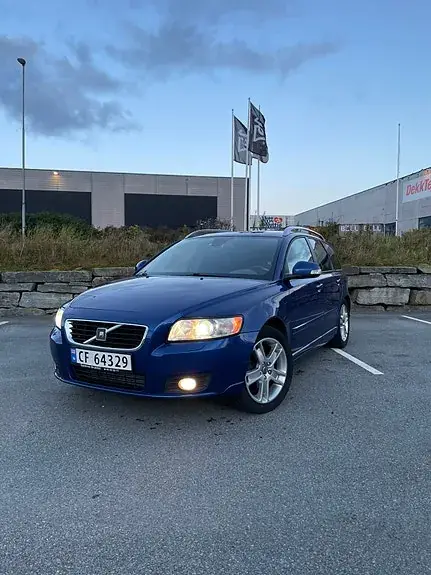 Volvo V50