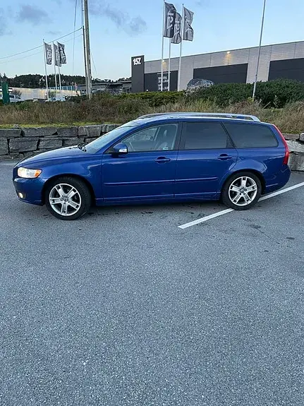Volvo V50 2010 photo 3